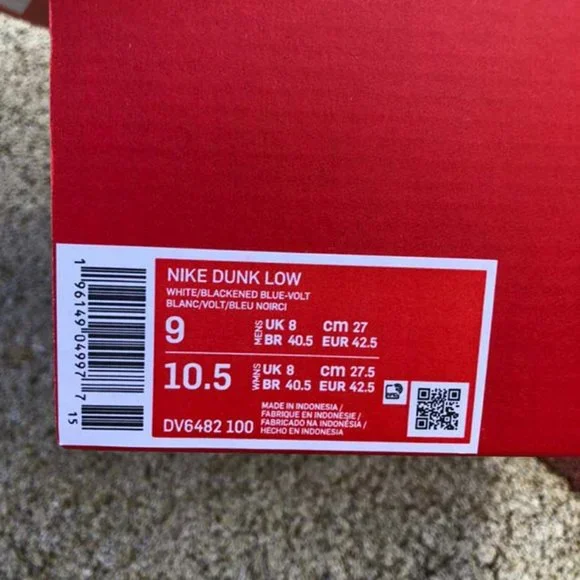 Nike Dunk Low x 3D Swoosh Sneakers - Picture 3 of 10